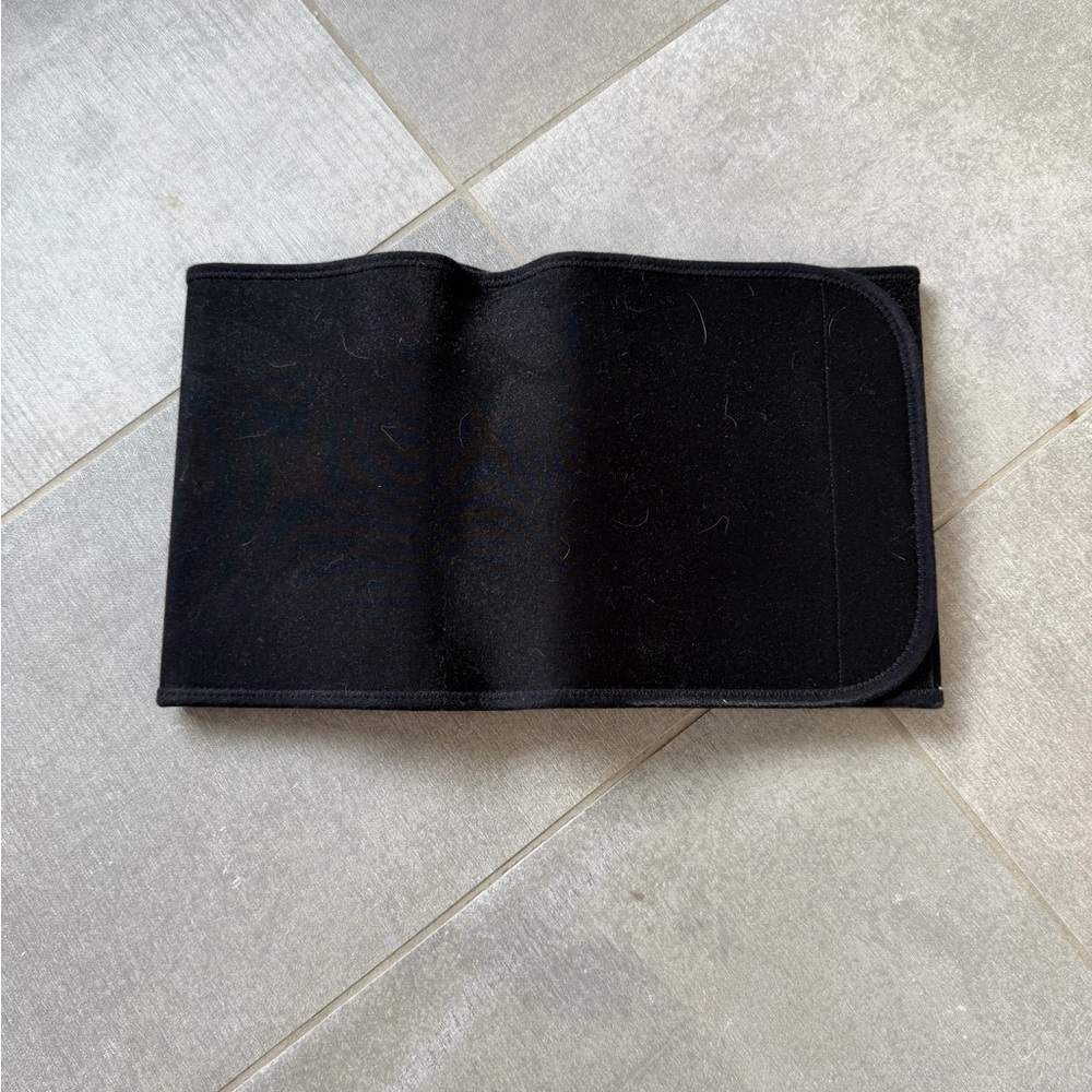 Black Belly Bandit Waist Trainer Never Used